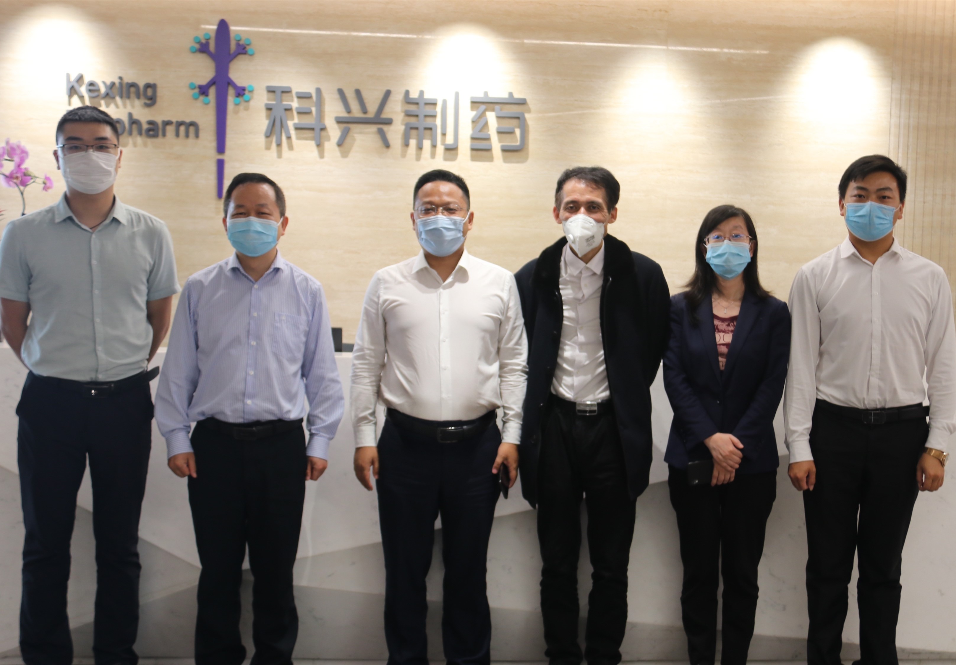 加快智能化建設，促進科興制藥高質(zhì)量增長——楚天科技執(zhí)行總裁曾凡云一行蒞臨科興制藥交流